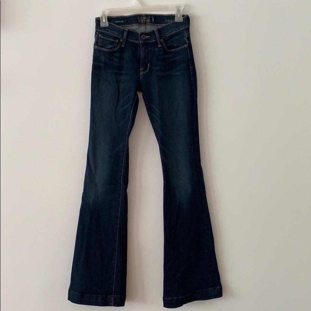 Never Worn Flare Lucky Jeans!